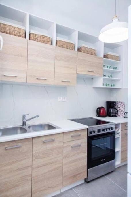 Ipeirou Central Athens Apartment Exterior photo